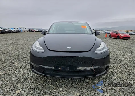 2022 Tesla Model Y z USA, uszkodzony, nr VIN 7SAYGAEEXNF433765